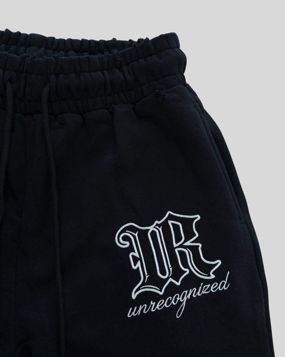 Built In Silence Noire Pants